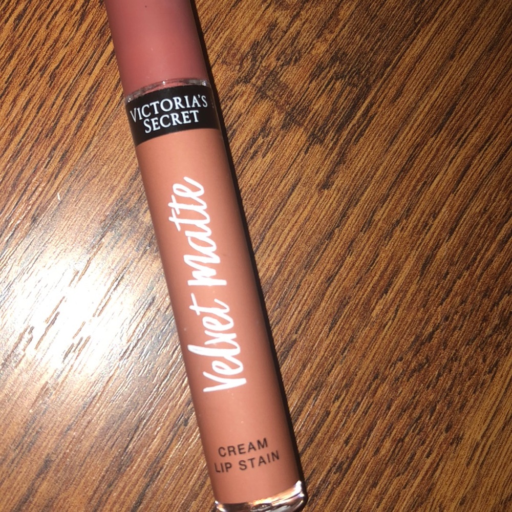 Victoria Secret liquid matte